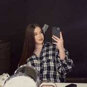  , 