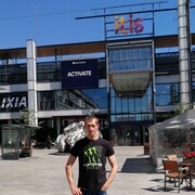  ,  Aleks, 38