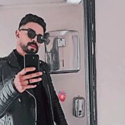  ,  Zakaria, 29