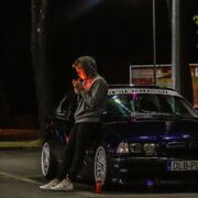  ,  Asilbek, 18