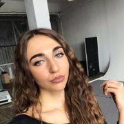  , 