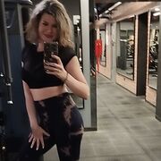  , 