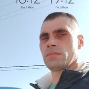  ,  Mihail, 40