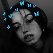  ,  Yana, 23
