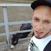  --,   BuggsBunny, 28 ,   c 
