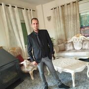  ,  Vasim, 40