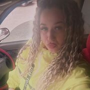   ,   Mia, 30 ,   ,   