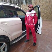  --,   Ryslahbek, 44 ,   ,   
