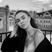  ,  Valeriya, 25
