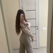  ,  Ali, 23