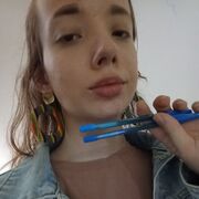  , 