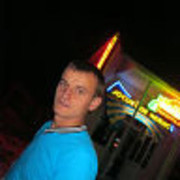  ,   Viktor, 37 ,  