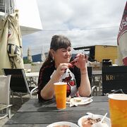  --,   , 47 ,   c 