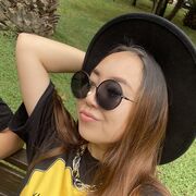  ,  Nadya, 27