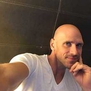   ,  Alex, 35