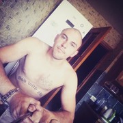  ,   Denis, 32 ,   ,   , c 