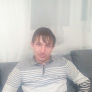  ,   Denis, 38 ,   
