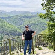  ,   Armen, 35 ,   ,   