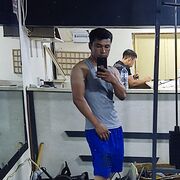  ,  Johongir, 33
