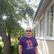  ,   Stas, 65 ,   