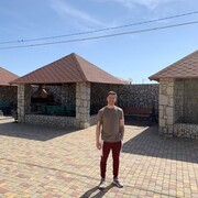  ,   Vlad, 32 ,   ,   