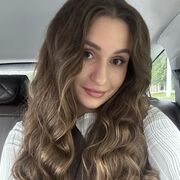  ,   Anya, 21 ,  