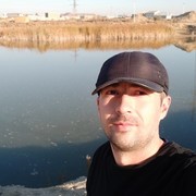 ,  Bahodir, 34