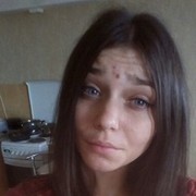  ,  Katya, 28