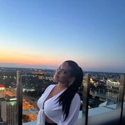  ,   Sasha, 27 ,   