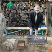  ,   Sandr, 58 ,  