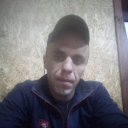  ,  Andrey, 40