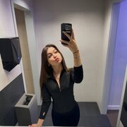  , 