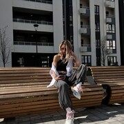  ,   Vera, 27 ,   ,   