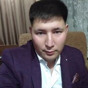  -,   Ronan, 37 ,   ,   