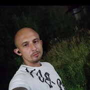  ,   Artem, 33 ,   ,   