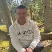  ,  Alex, 33