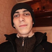  ,  Viktor, 28