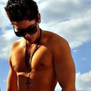  ,   LUKA, 32 ,   ,   , c 
