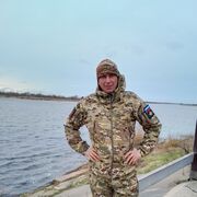  ,   Denis, 42 ,   ,   , 