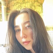  ,  Viktoria, 21