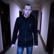  ,   Vasilii, 32 ,   ,   