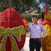  ,   Rustam, 52 ,  