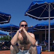  Grojec,  Serg, 32