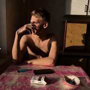  ,  Egor, 25