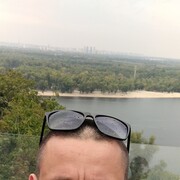  ,  Alex, 41