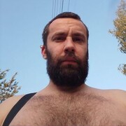  ,  Alex, 36