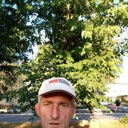  ,  Andrei, 44