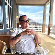  ,  Andry, 40
