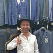  ,   Eduard, 41 ,  