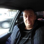  ,  Andriu, 45